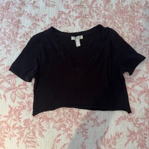 Forever 21 Black Cropped Short Sleeve T-Shirt